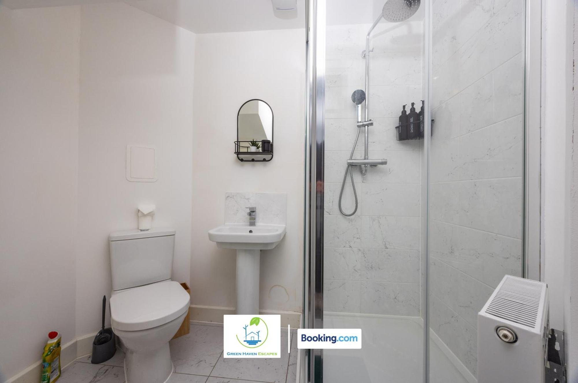 Apartment Cosy Retreat By Haven Escapes Short Lets & Serviced Seacroft With Free Off-street Parking & Pet-friendly