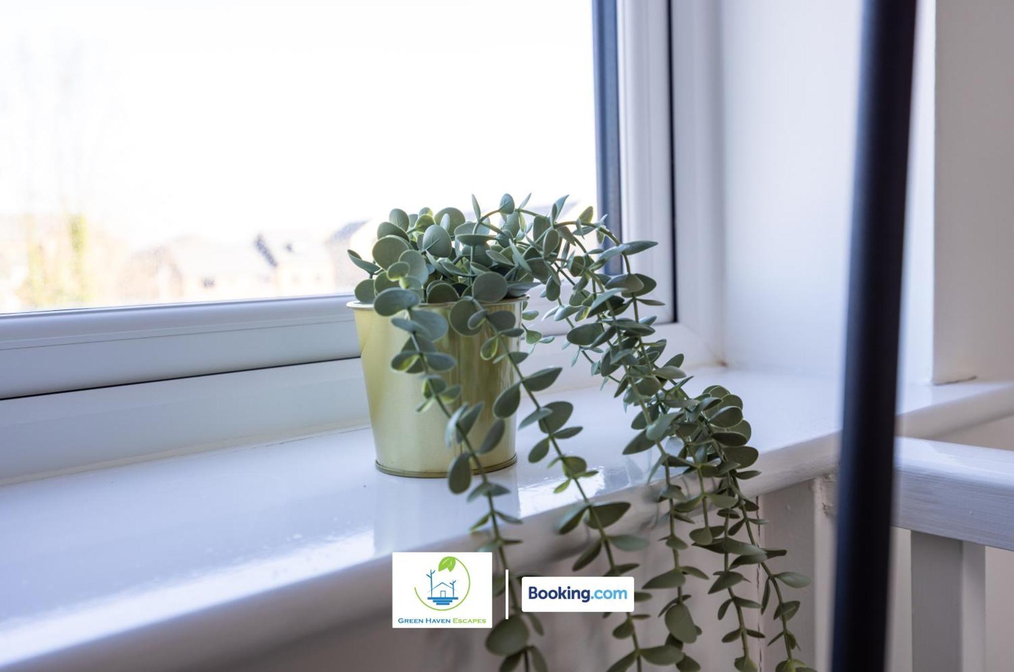 Apartment Cosy Retreat By Haven Escapes Short Lets & Serviced Seacroft With Free Off-street Parking & Pet-friendly